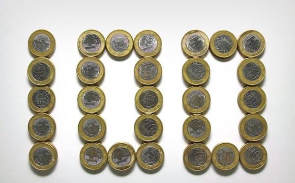 cem-reais-foto-marco-moreira