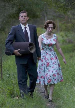 bogle_narrowweb__300x430,0