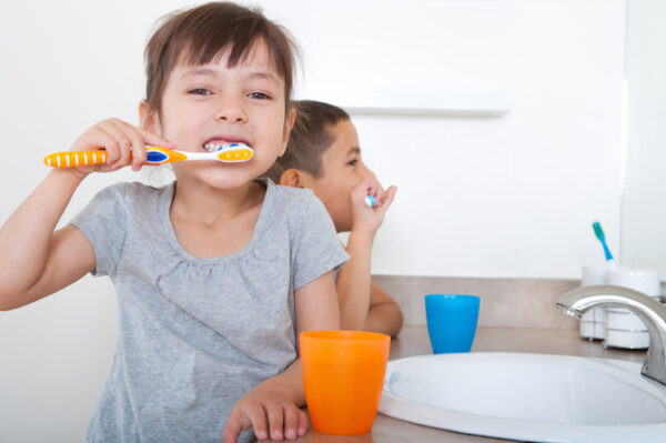 escovar-dentes-crianca