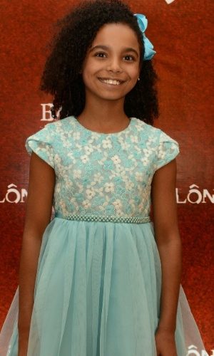 julia-rocha-vidal-sabrina-nonata-1426373188839_300x500