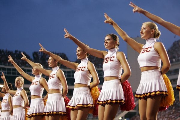 usc cheerleaders