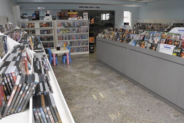 7 Coisas que eram muito caras nos anos 2000 e hoje são baratinhas 7 Coisas que eram muito caras nos anos 2000 e hoje são baratinhas
