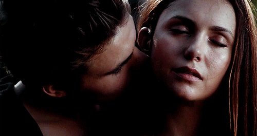 Stefan-Elena-stefan-and-elena-32515768-500-265