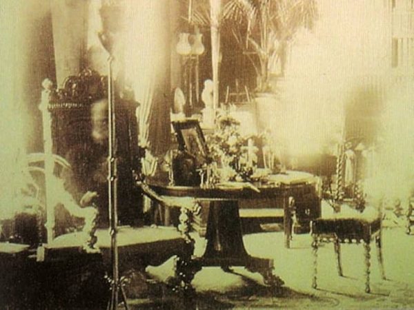 10 imagens que vão fazer você acreditar em fantasma. 10 imagens que vão fazer você acreditar em fantasma.