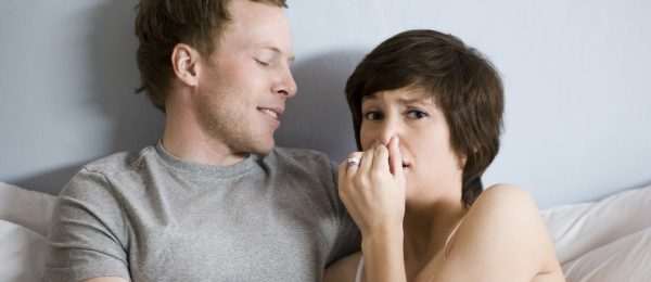 Coisas nojentas que você não deve fazer na frente da sua mulher Coisas nojentas que você não deve fazer na frente da sua mulher