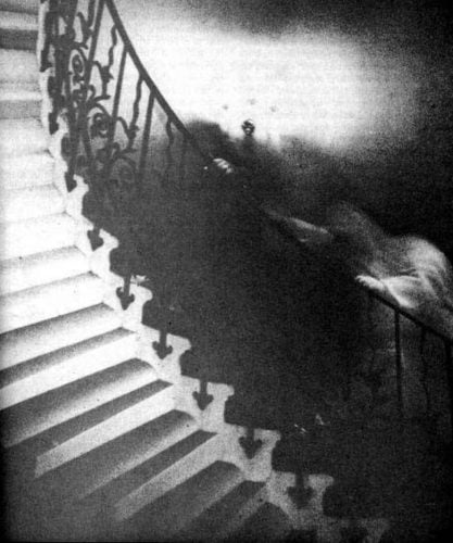 10 imagens que vão fazer você acreditar em fantasma. 10 imagens que vão fazer você acreditar em fantasma.