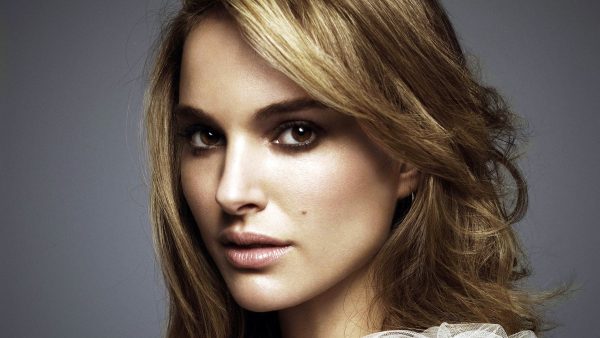 Mulheres lindas e famosas que tem um QI acima do média. Mulheres lindas e famosas que tem um QI acima do média.