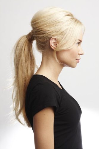 Você está amarrando o seu cabelo errado a vida inteira Você está amarrando o seu cabelo errado a vida inteira