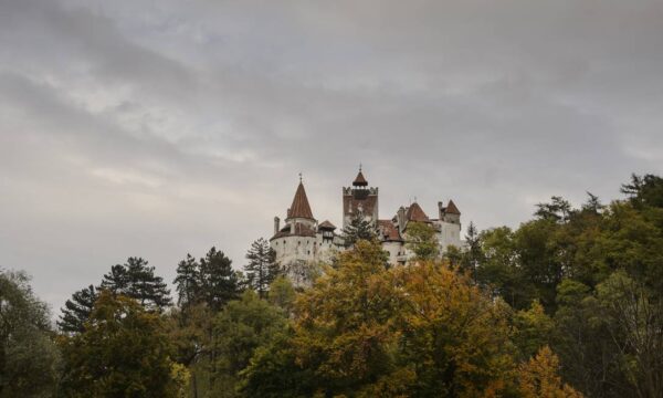 62168066_in-this-picture-taken-oct-9-2016-bran-castle-lies-on-top-of-cliffs-in-bran-romania-airbnb-h