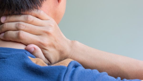 7 coisas que o celular pode causar no seu corpo 7 coisas que o celular pode causar no seu corpo