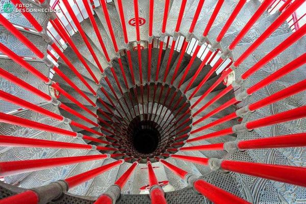 spiral-stairs-2-5