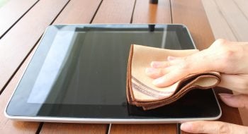 Veja como remover arranhões da tela do seu celular