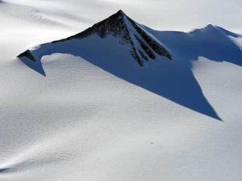 Cientistas descobrem “Pirâmides” na Antártida