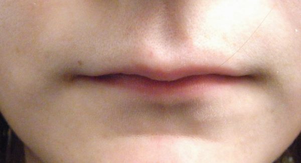 labios finos