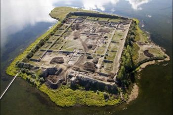 Mistérios do Palácio de Verão, na Sibéria, permanecem um século após sua descoberta