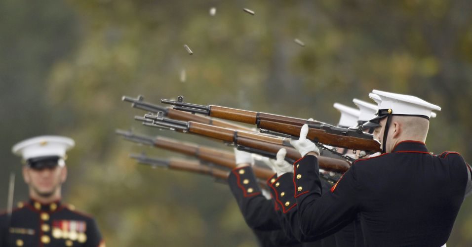 Por que a salva de funerais tem 21 tiros?