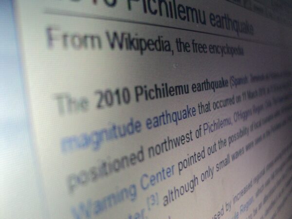 Wikipedia_article_on_Pichilemu_earthquake,_camera_perspective
