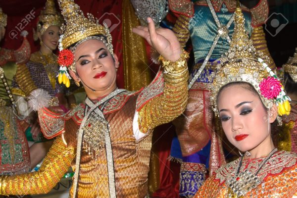 13073422-CHIANG-MAI-THAILAND-NOVEMBER-11-Thai-people-takes-part-in-a-parade-of-the-Loy-Krathong-Festival-in-C-Stock-Photo