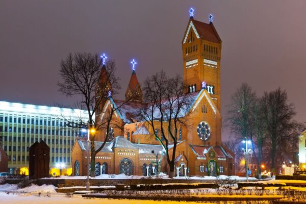 1373149340-picture-of-church-at-night-in-minsk-belarus