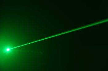 Japão dispara laser capaz de explodir a Terra