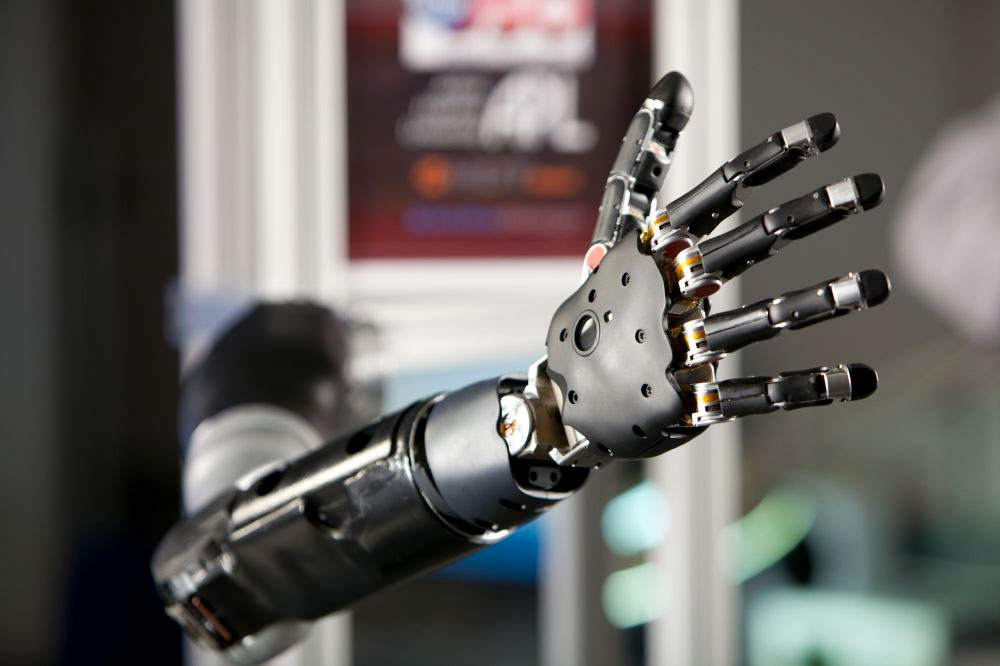 7-implantes-incr-veis-que-podem-revolucionar-a-sa-de-mundial