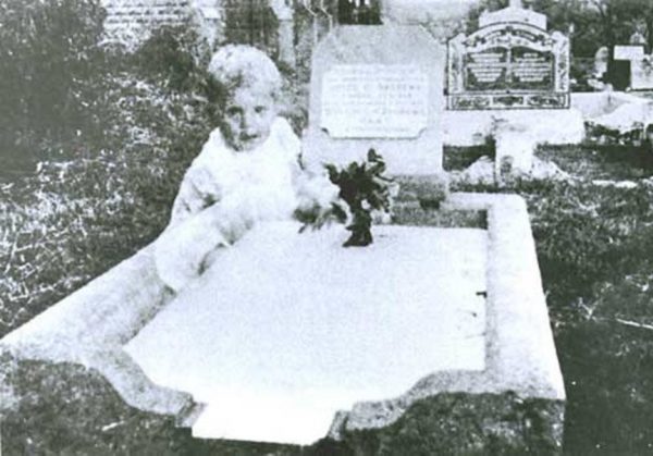 As 7 fotos mais convincentes de fantasmas As 7 fotos mais convincentes de fantasmas