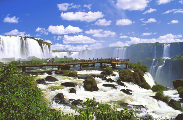 Cataratas_do_Iguaçu_-_Ponte