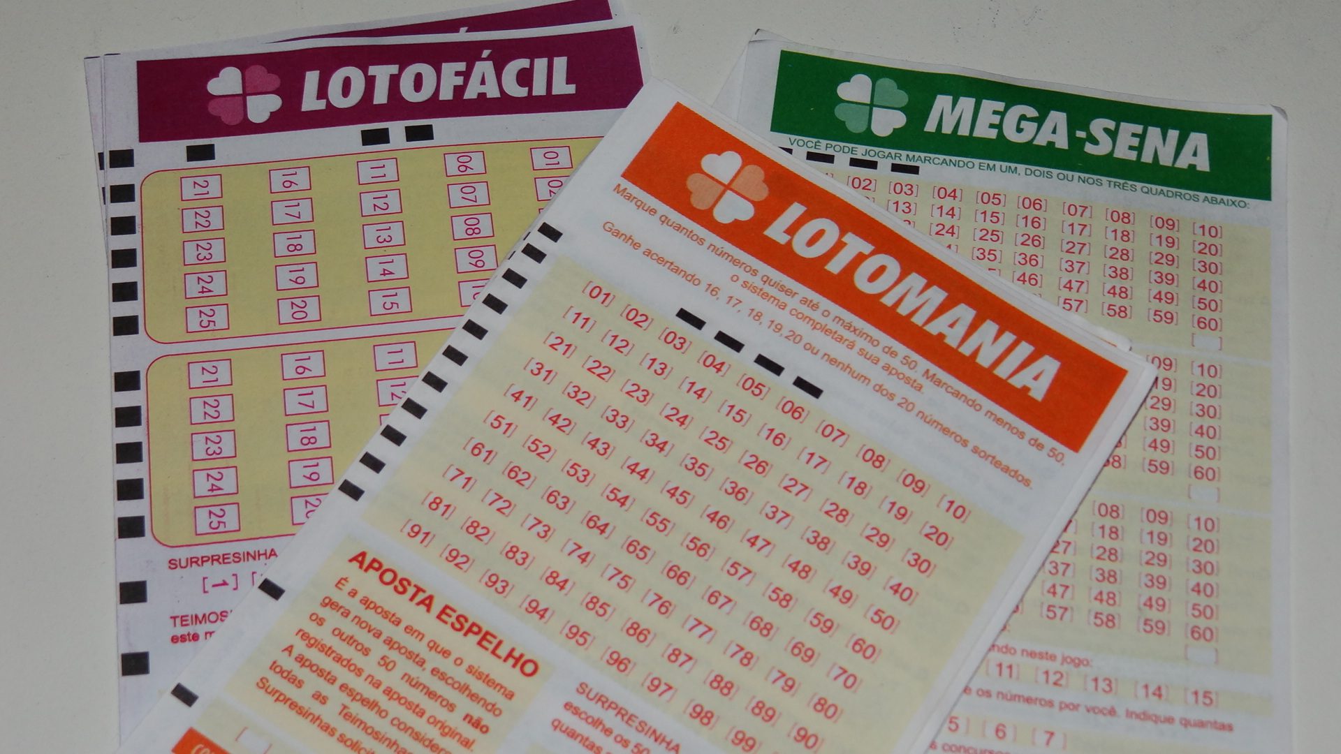 Qual é a loteria mais fácil de ganhar?