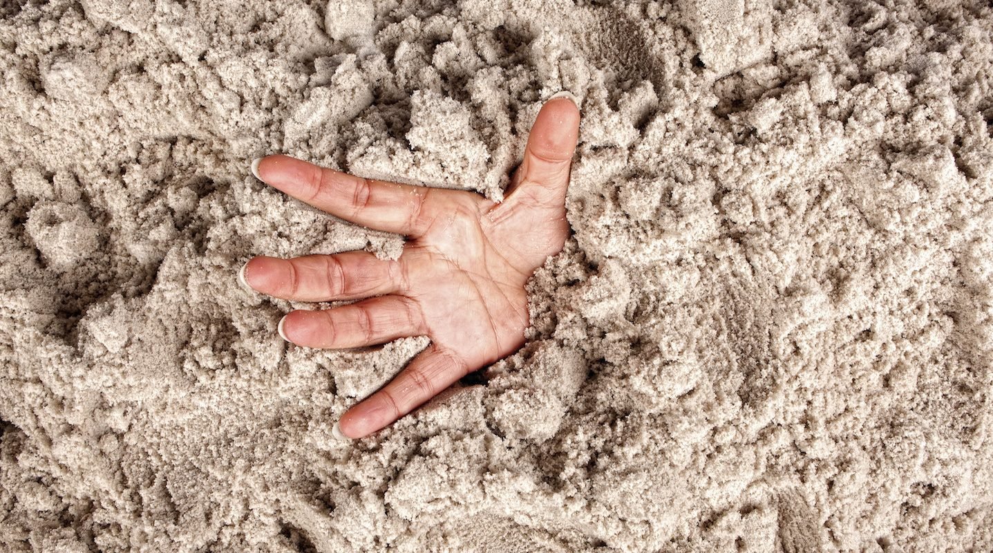 A areia movediça é realmente tão perigosa como os filmes mostram?