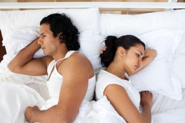 shutterstock-couple-bed