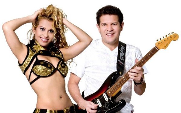 joelma e figurante