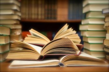 10 livros tão bizarros que você não vai acreditar que existem