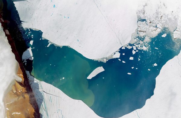 greenland-glacier-earth-day-13