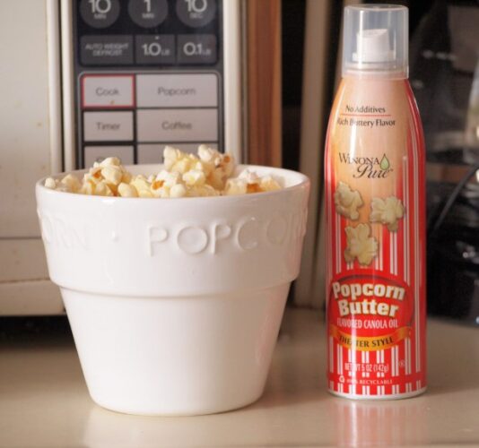 spray-winona-manteiga-zero-calorias-pipoca-cinema-popcorn-667101-mlb20274438408_042015-f