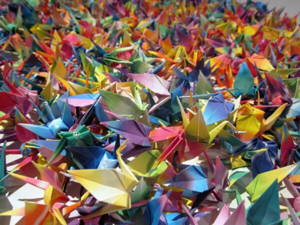 1000-cranes-origami-Japan-RKVC