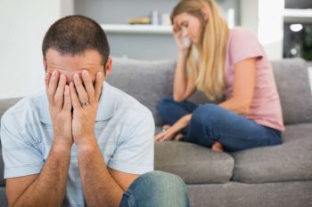 7 sinais de que seu relacionamento é um verdadeiro tédio e entrou na mesmice