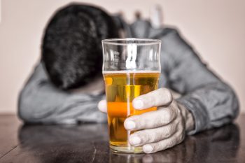 O que acontece se você parar de beber por 1 mês?