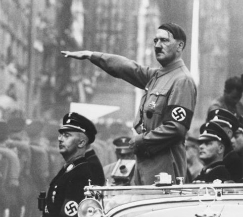 Resultado de imagem para Adolfo Hitler  chega ao poder