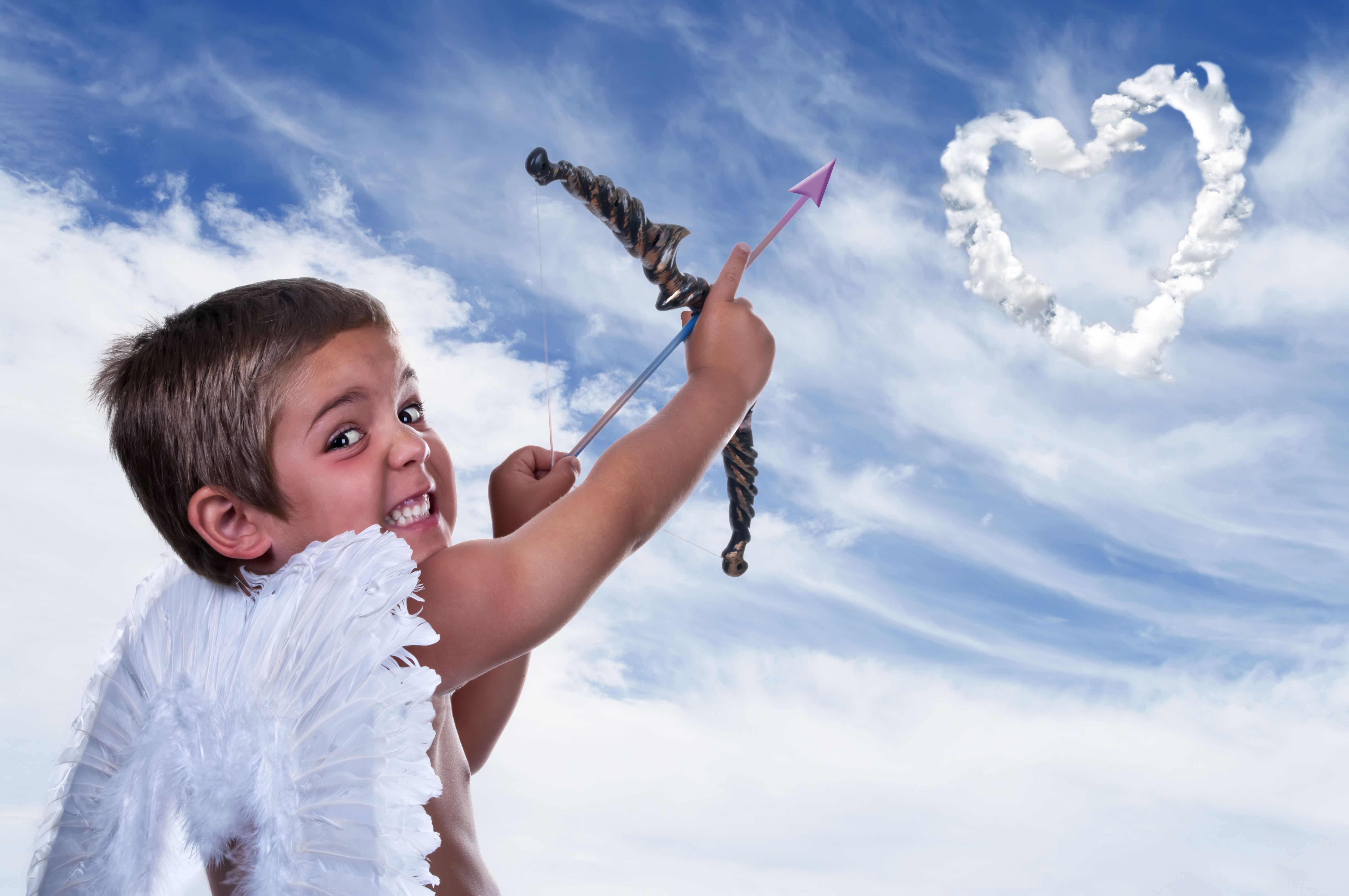10 sinais de que o seu cupido fuma crack