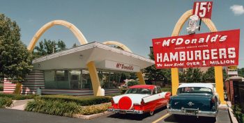 Estas imagens mostram como as maiores redes de Fast-Food mudaram ao longo dos anos