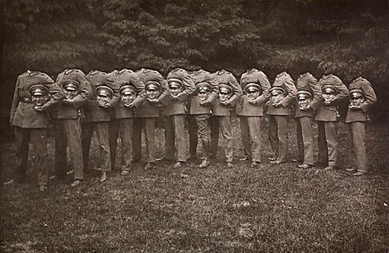7 maneiras perturbadoras de se divertir no passado