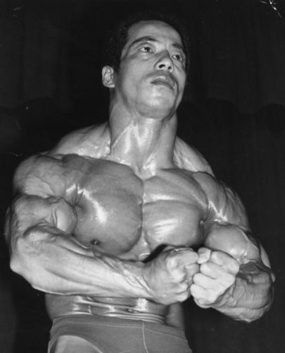 17th September 1976: Shigeru Sugita, a Japanese contestant in the National Amateur Bodybuilders' Association 'Mister Universe' contest at London's New Victoria theatre. (Photo by David Ashdown/Keystone/Getty Images)