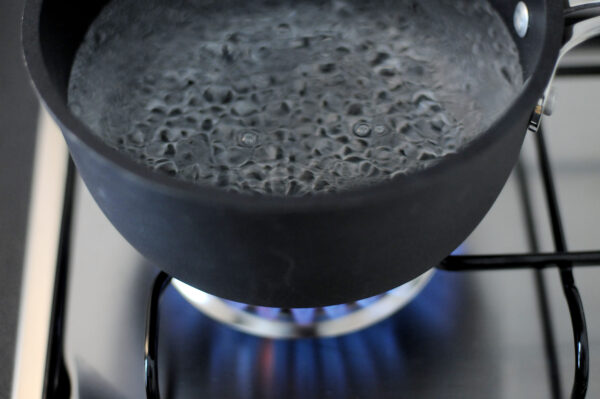 MILAN, ITALY - JANUARY 08:  In this photo illustration water comes to the boil on a gas stove on January 8. 2009, in Milan, Italy. On New Year's Day Russia cut the supply of gas to Ukraine who in turn closed the last of four transit lines for Russian gas into the European Union. Russian gas monopolist Gazprom accused the Ukraine of stealing the gas intended for the export for is on purposes.  (Photo by Vittorio Zunino Celotto/Getty Images)