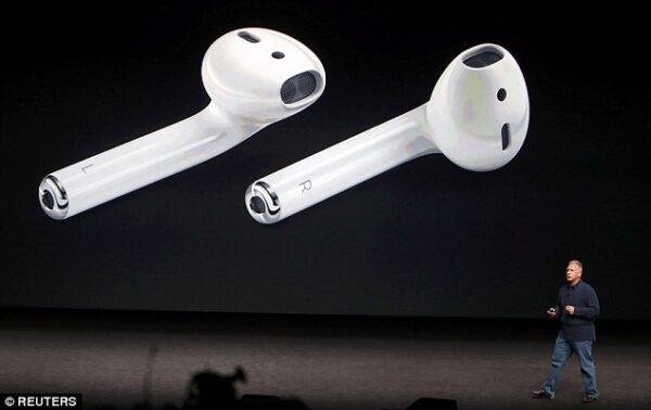 380715f300000578-0-the_new_159_wireless_earpods_have_a_five_hour_battery_life_and_r-a-10_1473319231602