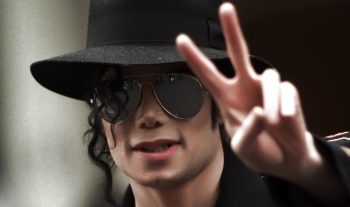 Como seria Michael Jackson se ele não tivesse feito nenhuma cirurgia plástica?