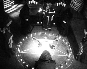 6 pessoas que culparam o diabo por seus crimes