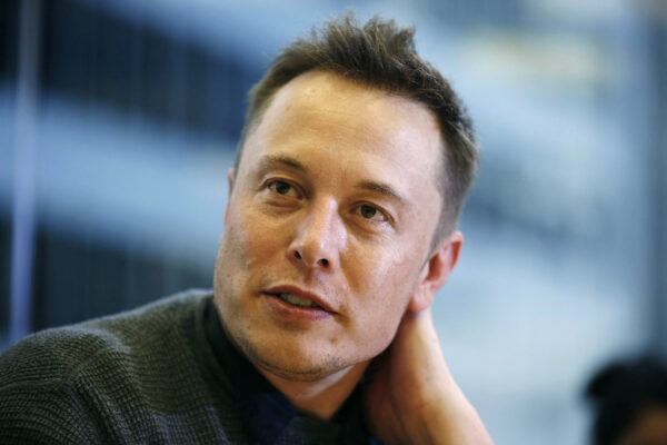 Elon Musk, Chief Executive of Tesla Motors and SpaceX, attends the Reuters Global Technology Summit in San Francisco June 18, 2013. REUTERS/Stephen Lam (UNITED STATES - Tags: BUSINESS SCIENCE TECHNOLOGY TRANSPORT)