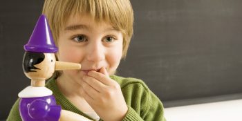 10 mentiras que você sempre acreditou quando era criança