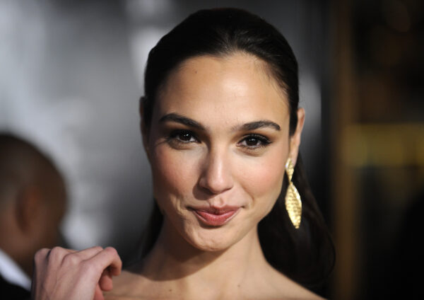 Cast member Gal Gadot attends the premiere of the film "Fast & Furious" in Los Angeles March 12, 2009. REUTERS/Phil McCarten (UNITED STATES) - RTXCPY8