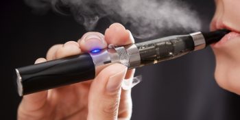 Isso é o que acontece quando um cigarro eletrônico explode